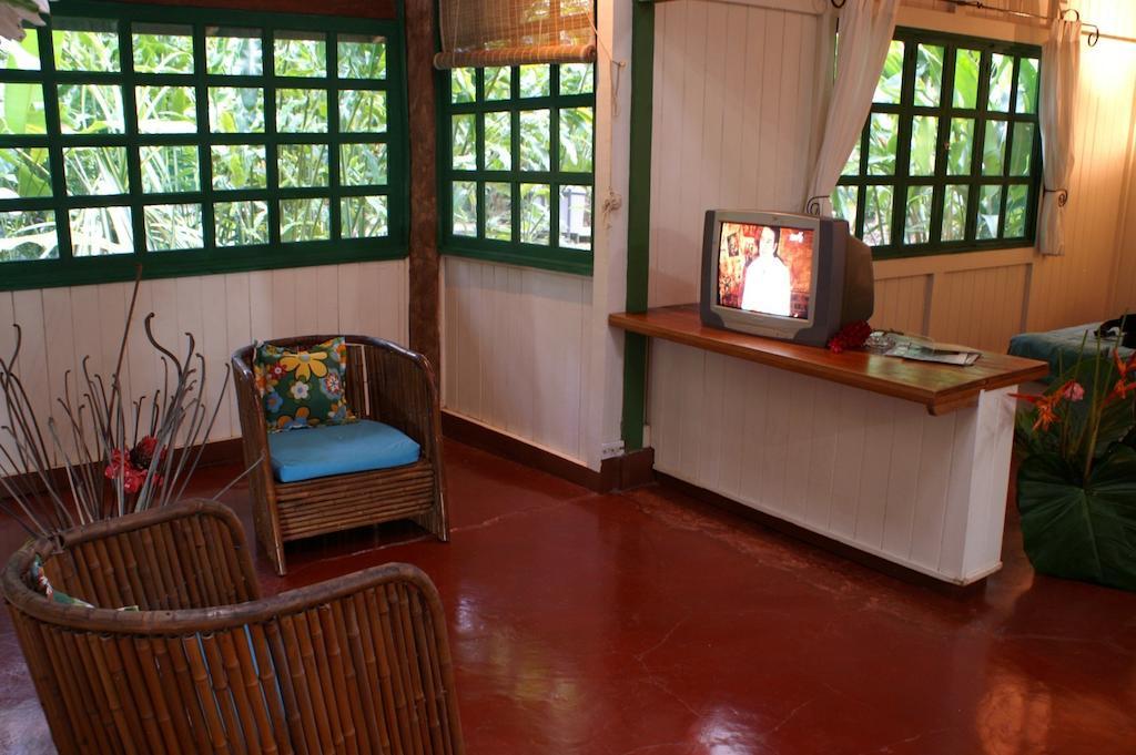 Hotel Villas Gaia Uvita Exterior photo