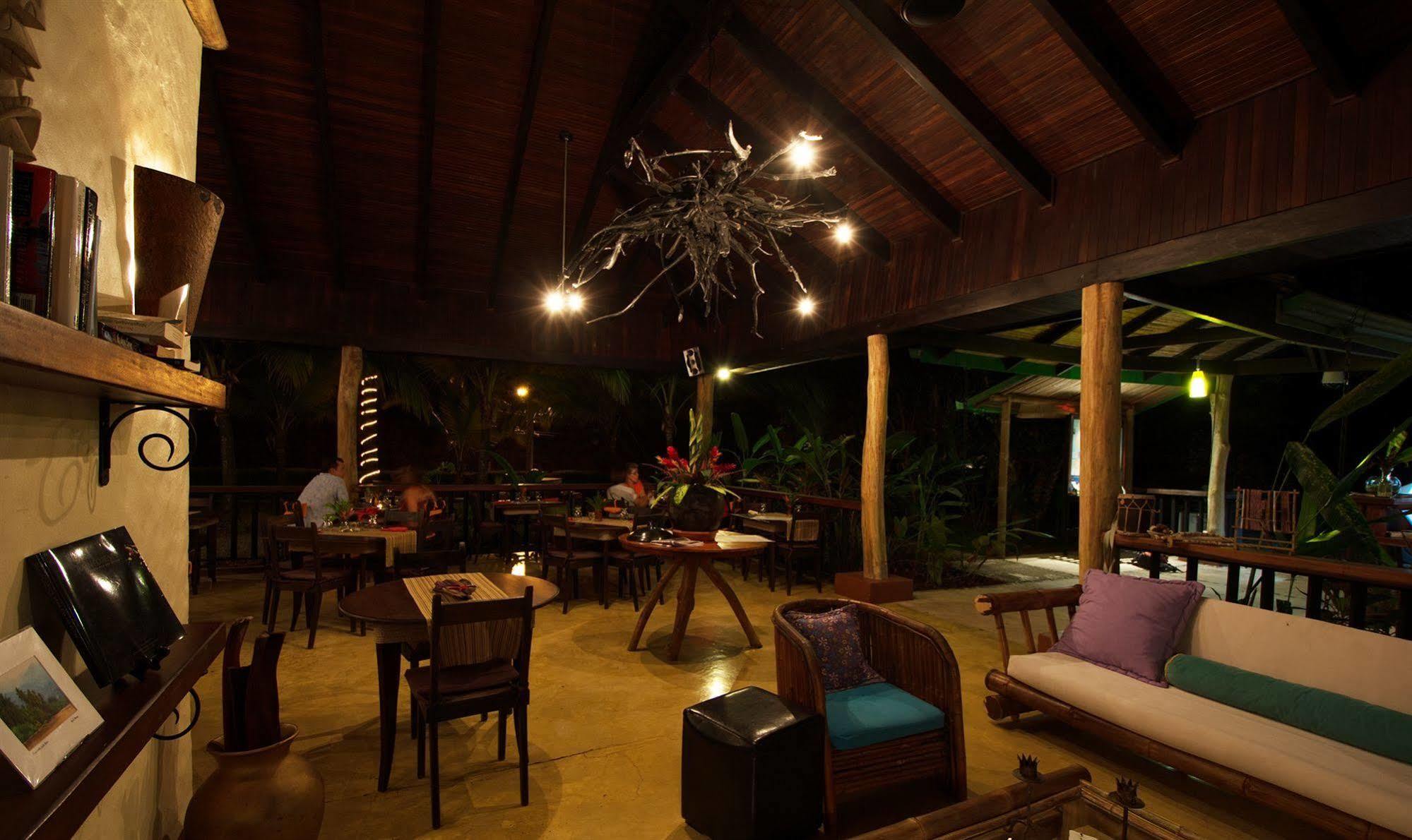 Hotel Villas Gaia Uvita Exterior photo